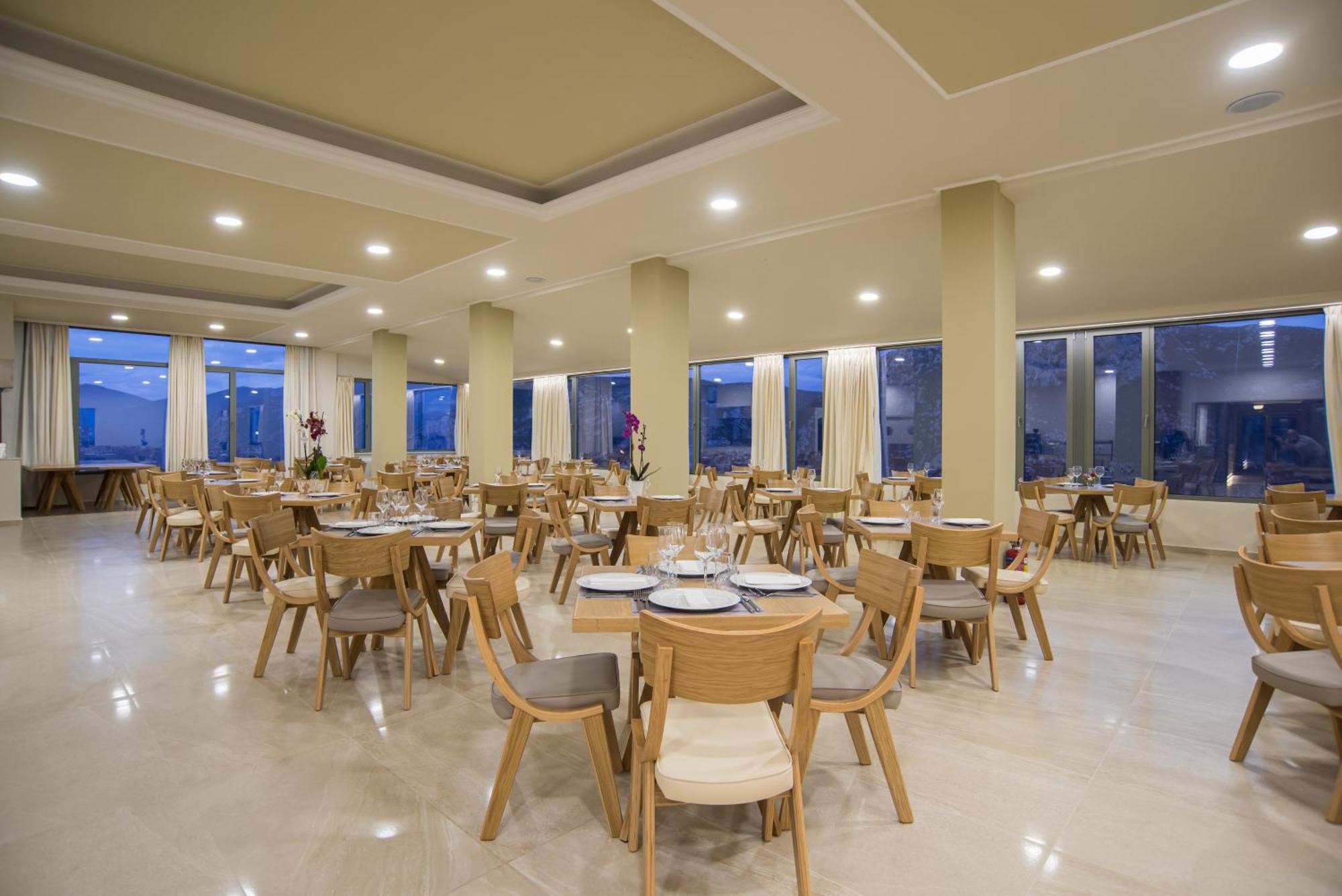 V Hotel Delphi Exterior photo